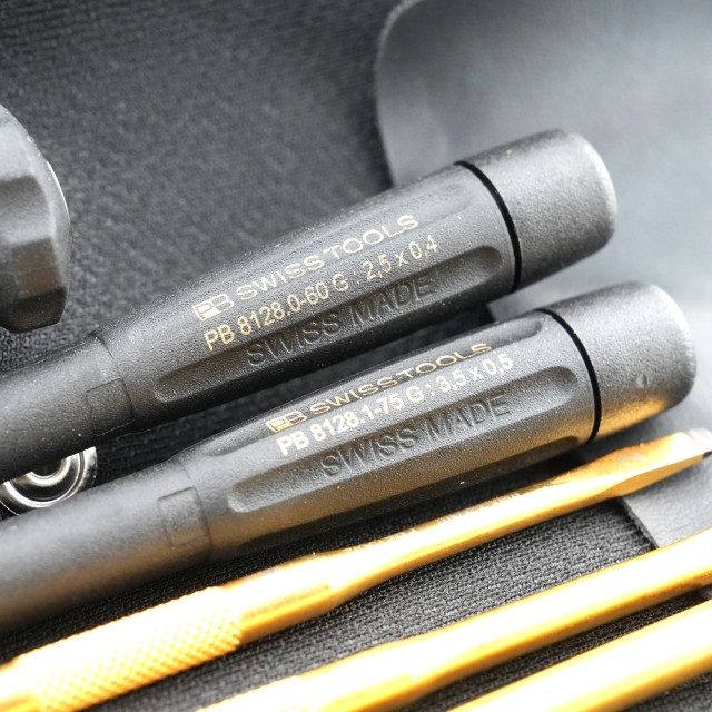 PB SWISS TOOLS 8218.G 145Y｜瑞士原裝限量金版螺絲起子組｜145週年紀念款｜卷包收納
